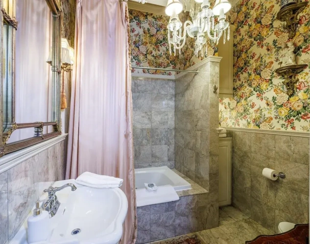 Standard Double Basement room