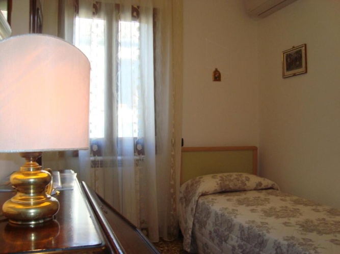 3 Bedrooms Apartment