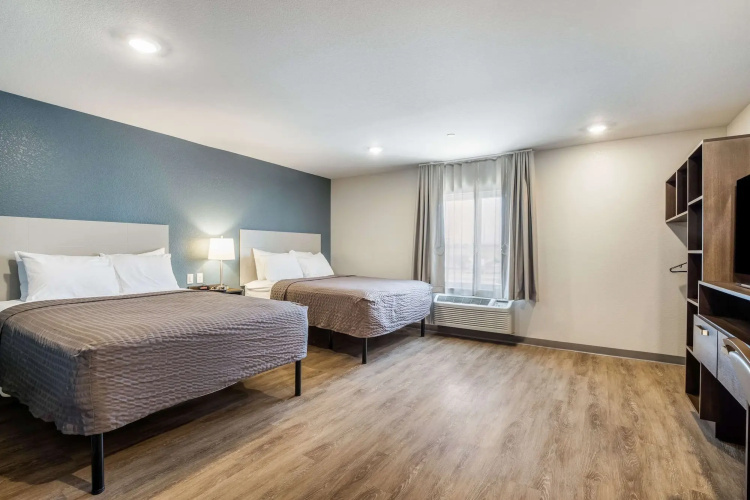 WoodSpring Suites Colton