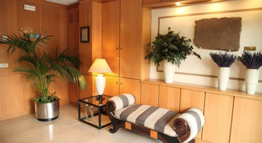 Hotel Cesaraugusta