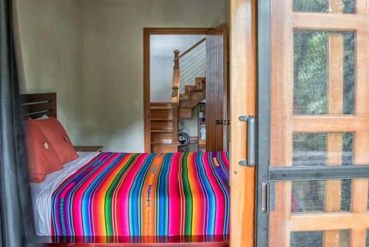 5 Bedrooms Cottage
