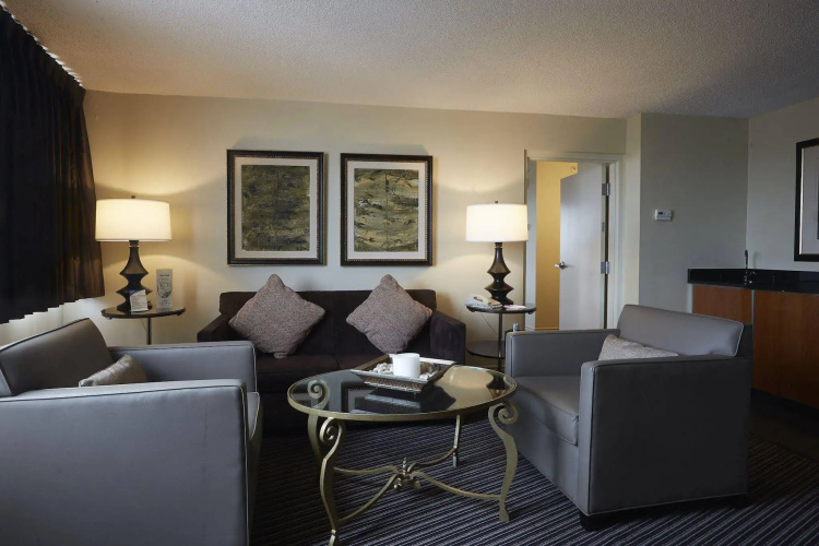 Crowne Plaza Syracuse
