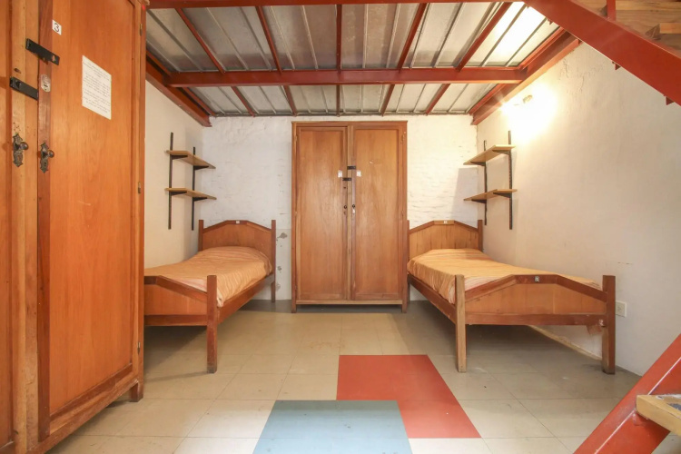 Granados Hostel