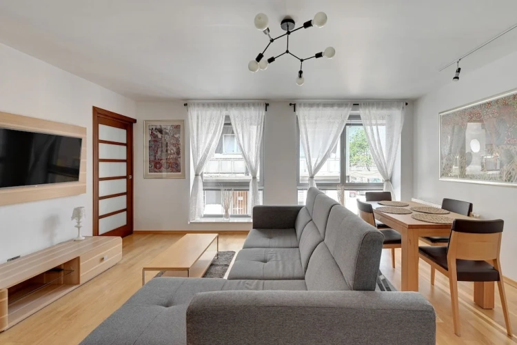 Deluxe Apartment