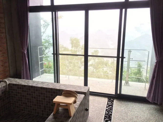 LOFT17 Resorts