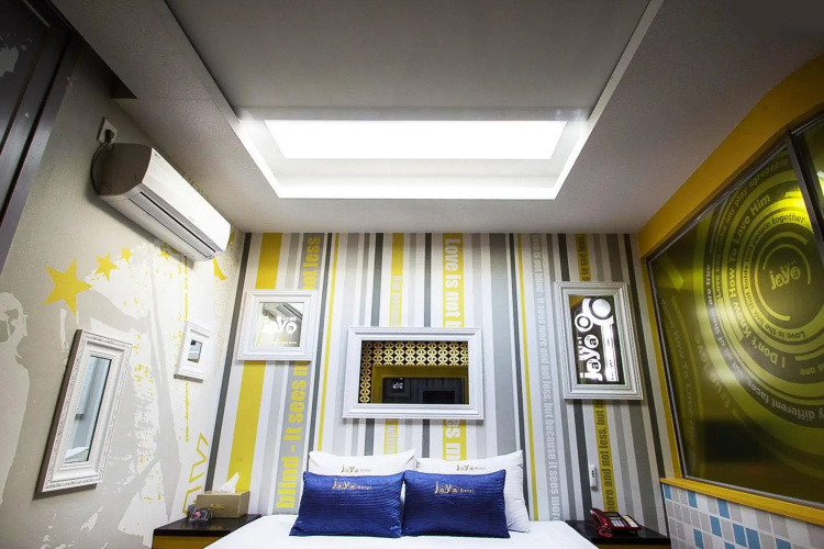Jaya Hotel