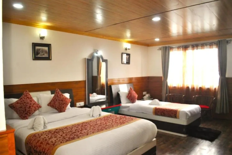 Superior Triple room