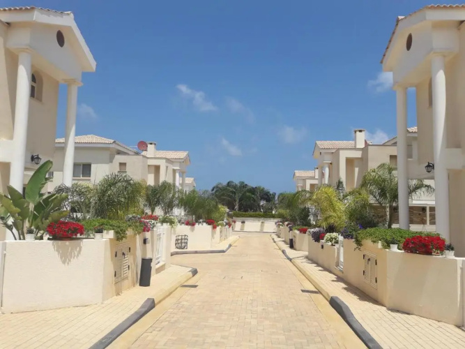 Anthorina Villa 9