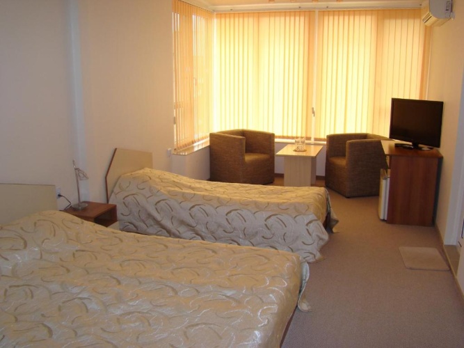 Standard Triple room with balcony and with view
