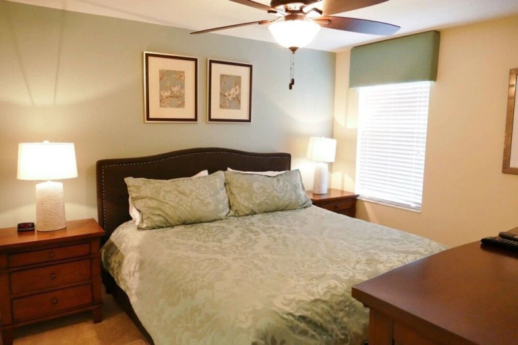 Amazing 8 bedroom home with game room