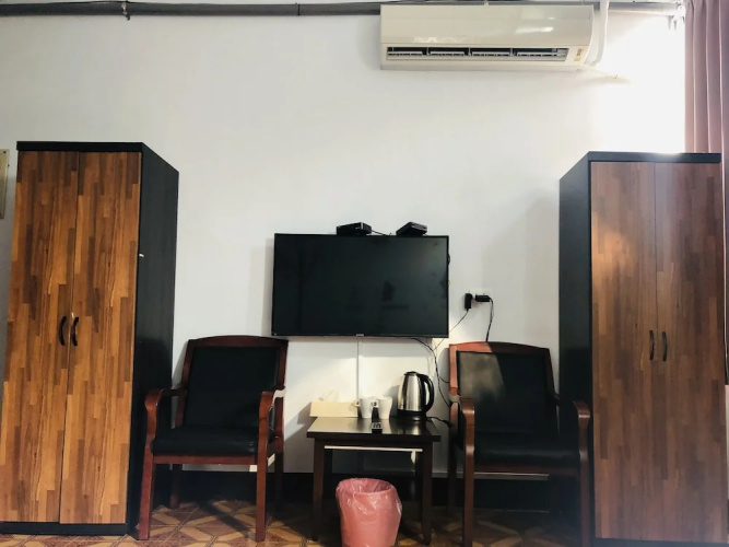 Hsiang Hotel