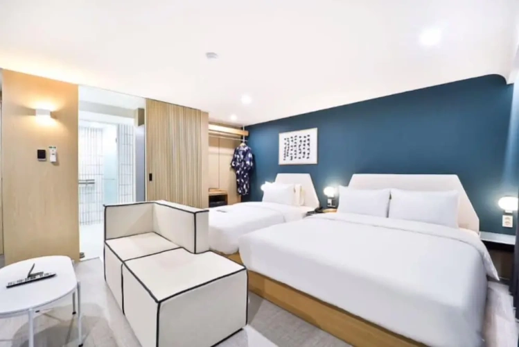 Standard Twin Family room