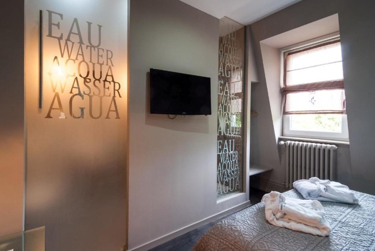 Standard Double room with view