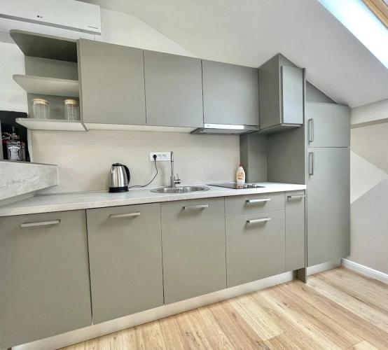 2 Bedrooms Apartment