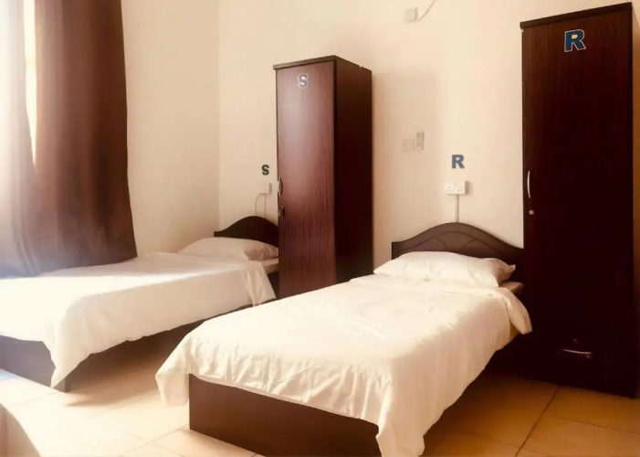 Q Hostel