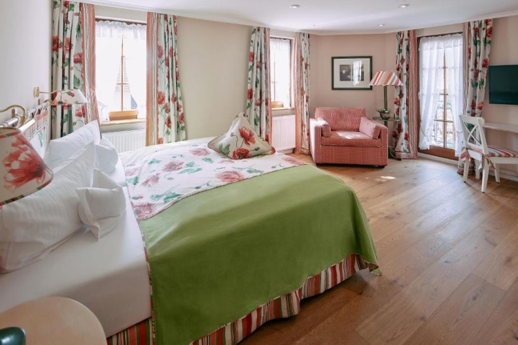 Junior Suite with balcony