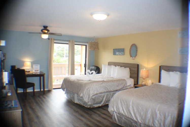 Sea Treasures Inn