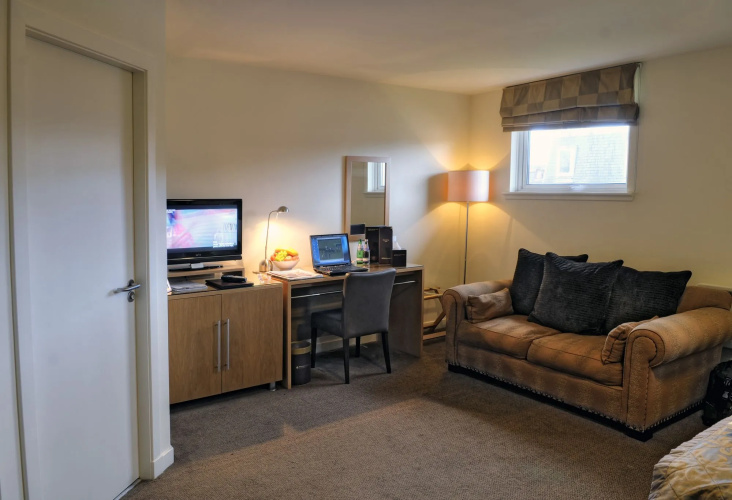 Western House Hotel