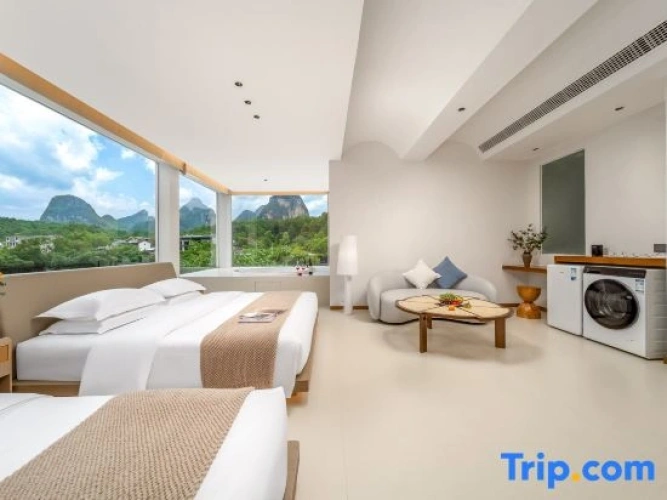 Standard Family room with view