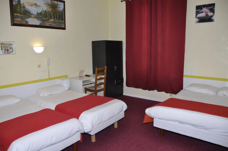 Sarl Hotel Cesar