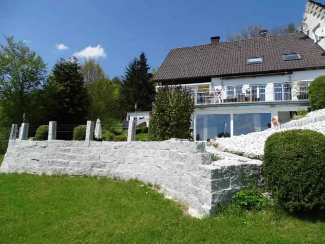 1 Bedroom Apartment with mountain view