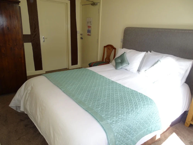 Ellesmere Hotel