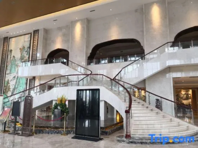 Huaqi Earl Hotel