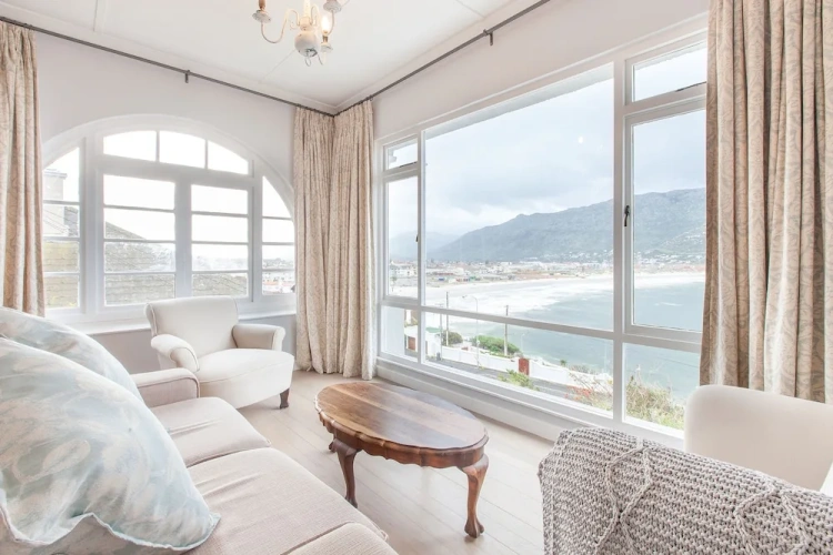 2 Bedrooms Premier Apartment beachfront