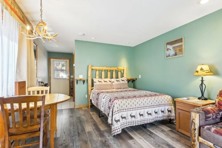 Standard room with river view