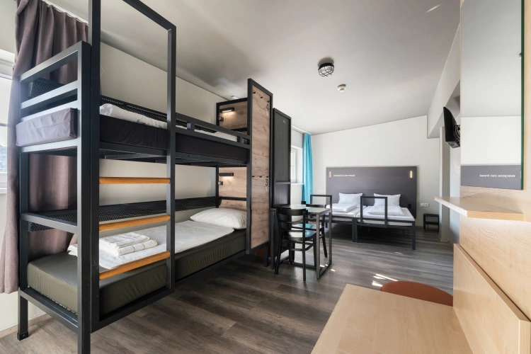 Standard Quadruple room