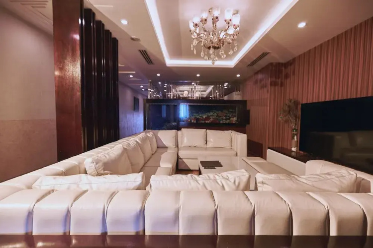 Mercury Apartment Danang