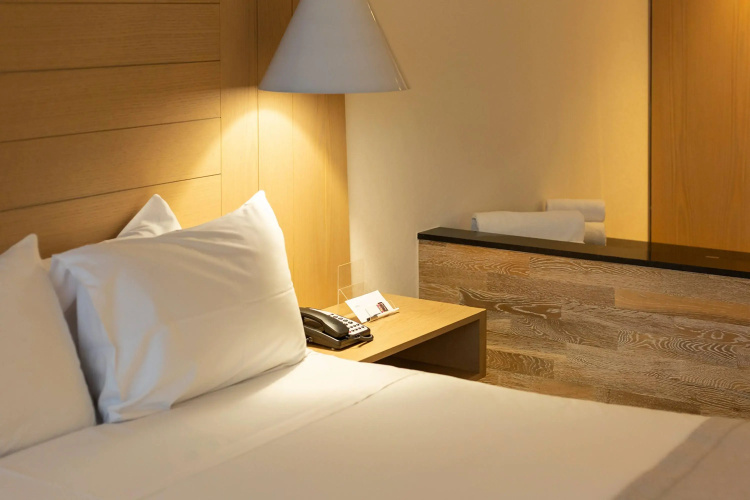 Wyndham Concepcion Pettra Hotel