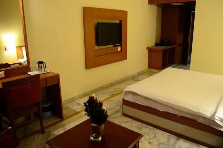 BKR Grand