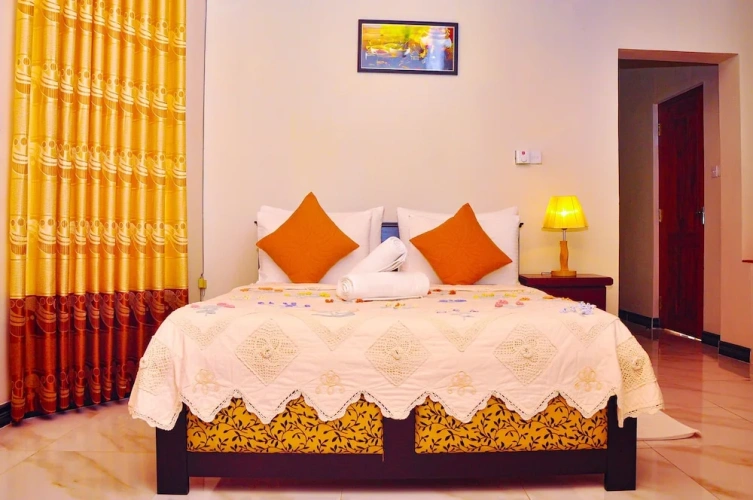 Deluxe Triple room with balcony and with land view