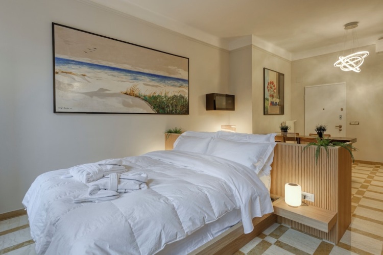 Luxury Quadruple room with city view