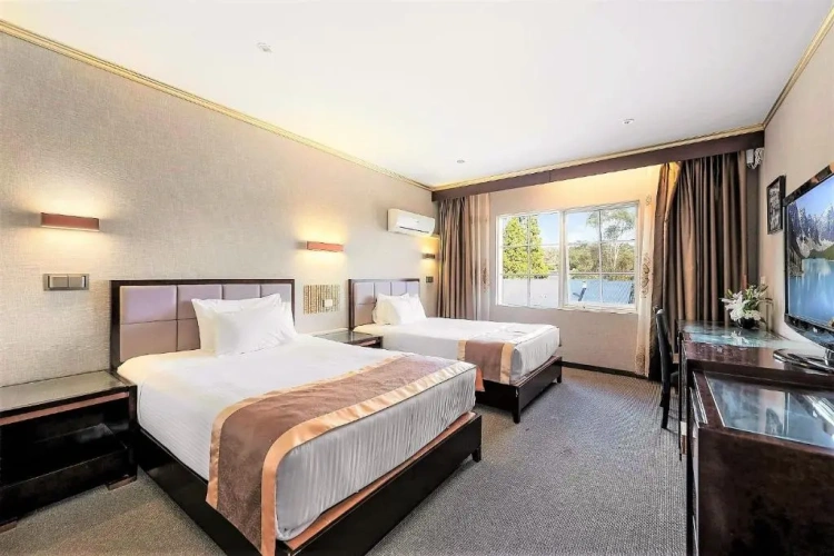 Deluxe Quadruple room