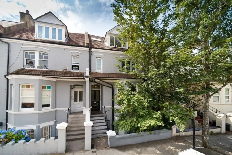 Bright and Spacious 1 Bedroom in West Hampstead