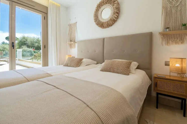Stylish 3-bed Apt on La Cala Golf 15th Hole View