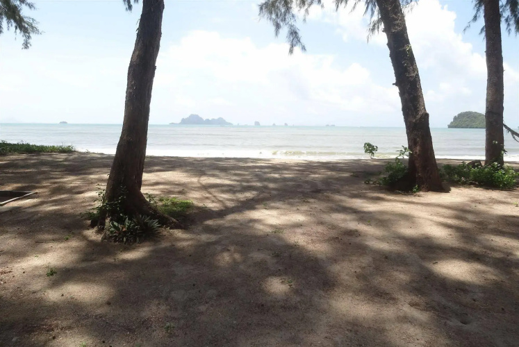 Sand Beach Bungalow