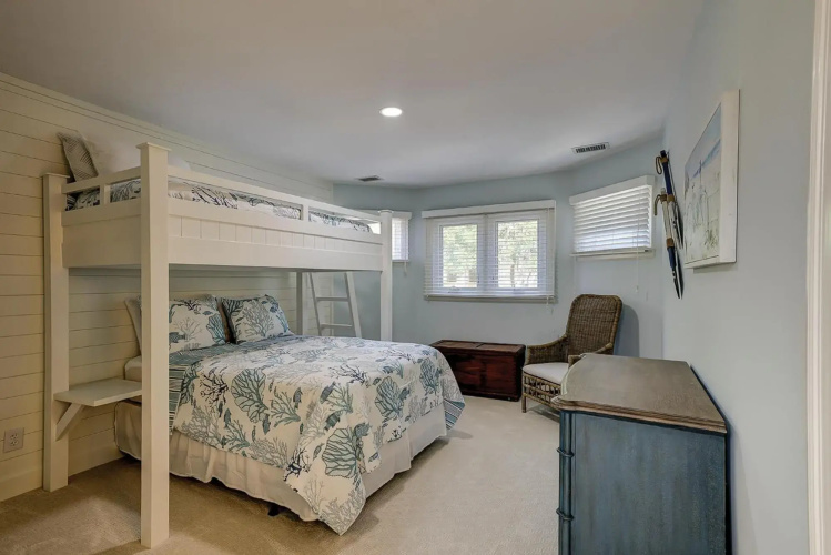 118 Devonshire 3 BR Port Royal Beach