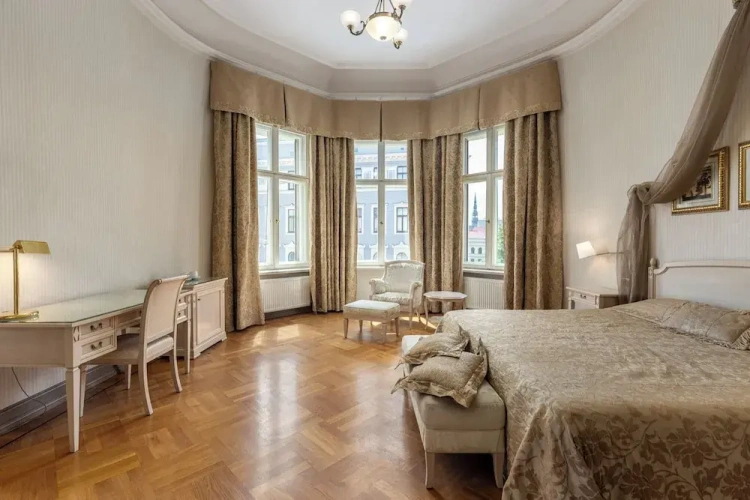 Standard Double room with park view