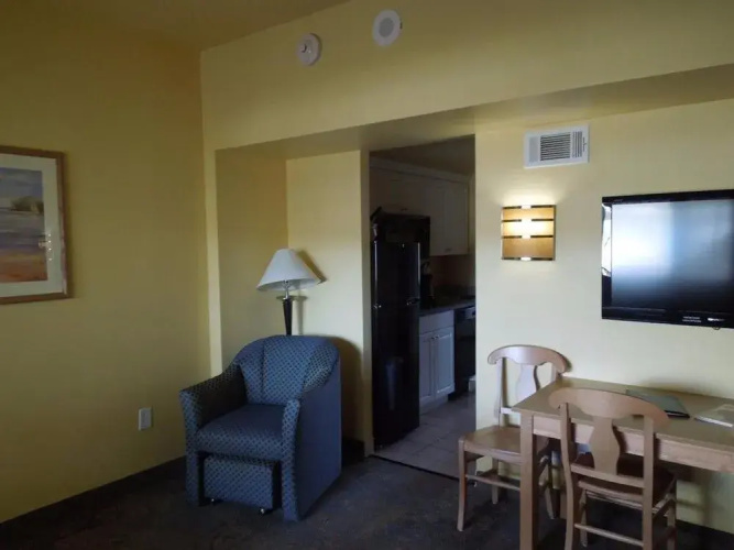 The Atrium Resort, Virginia Beach by Vacatia