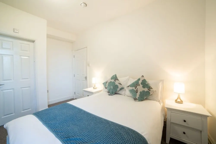 Compact Double room