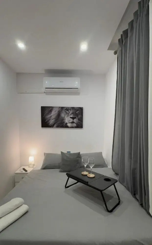 Meridian Rooms