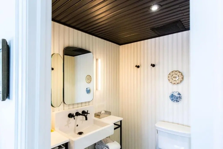 2 Bedrooms Suite