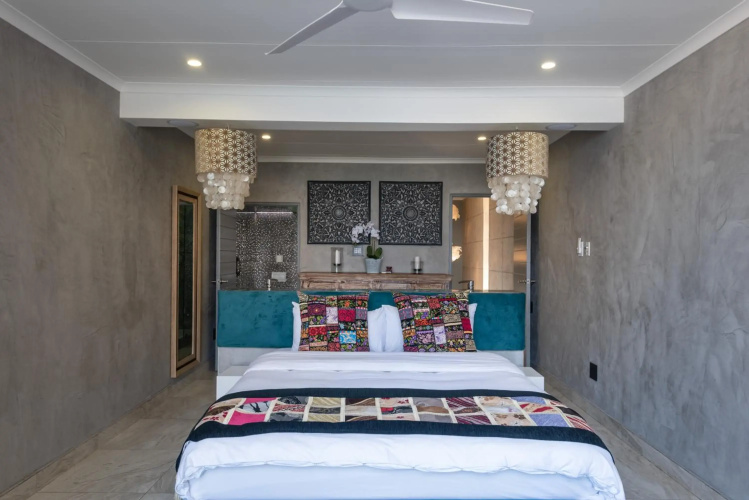Sea front designer apartment