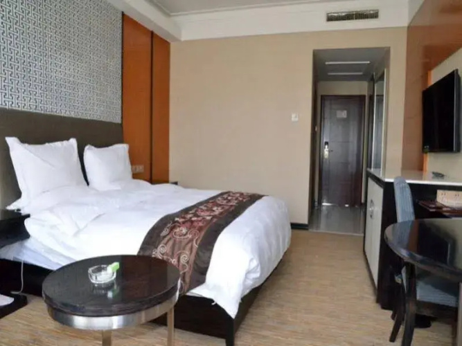 Lian Yun Hotel