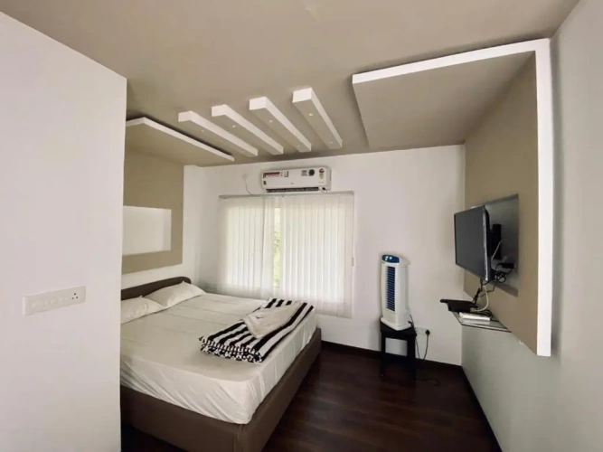 Standard Double room with lake view