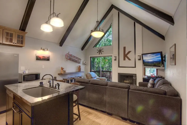 Babbling Brook Hideaway