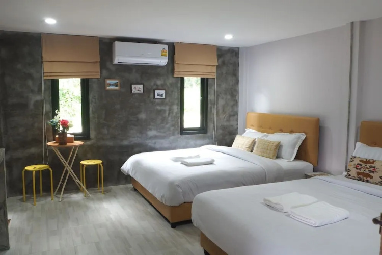 Ban Kaeng Resort